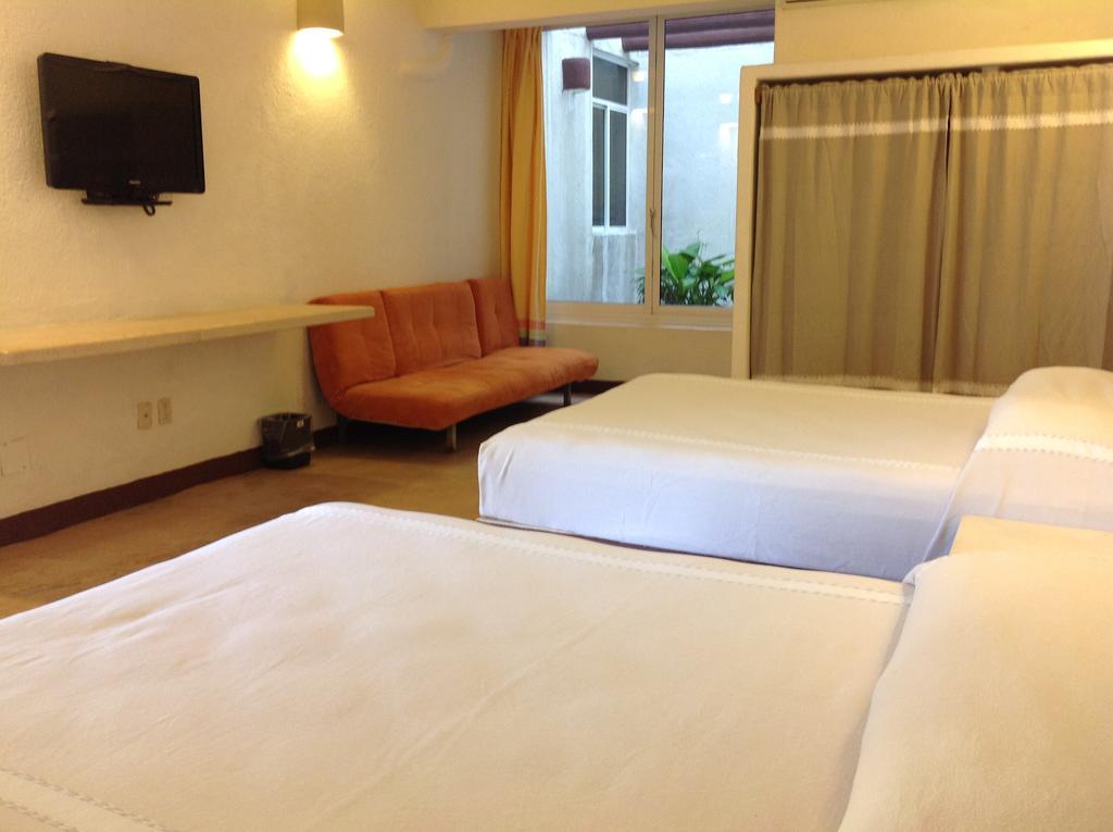 Hotel Plaza Tangolunda Dış mekan fotoğraf