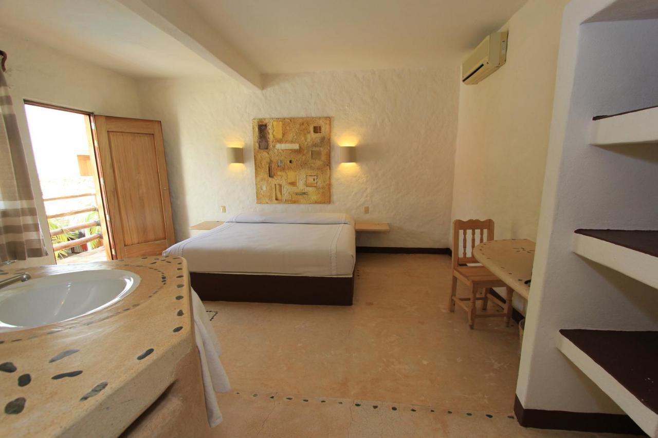 Hotel Plaza Tangolunda Dış mekan fotoğraf