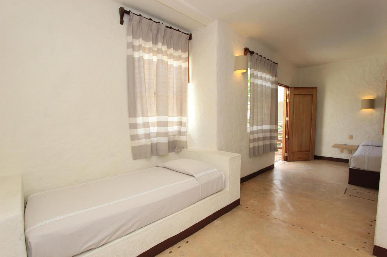 Hotel Plaza Tangolunda Dış mekan fotoğraf